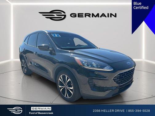 Agate Black Metallic 2022 Ford Escape SE