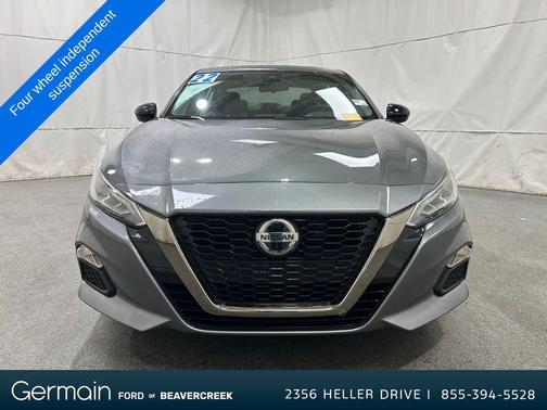 2022 Nissan Altima SR FWD
