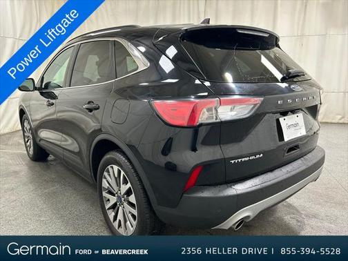 2022 Ford Escape Titanium