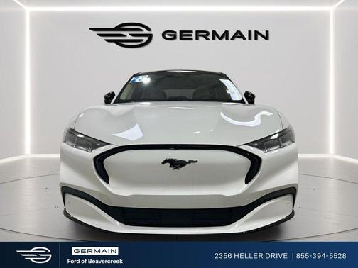 Star White Metallic Tri-Coat 2023 Ford Mustang Mach-E Premium