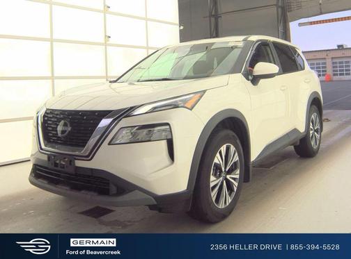 Pearl White Tricoat 2023 Nissan Rogue SV