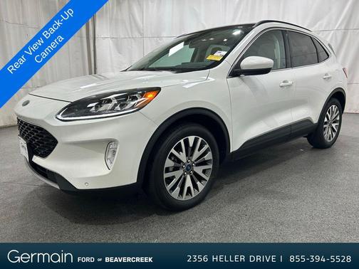 2022 Ford Escape Titanium