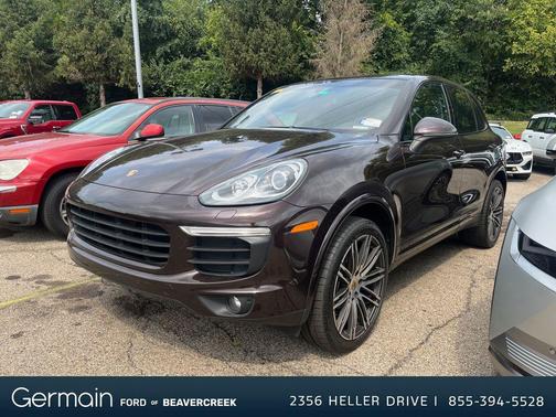 2017 Porsche Cayenne Platinum Edition