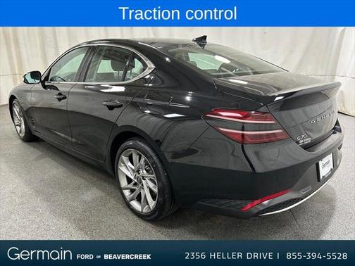 2022 Genesis G70 2.0T RWD