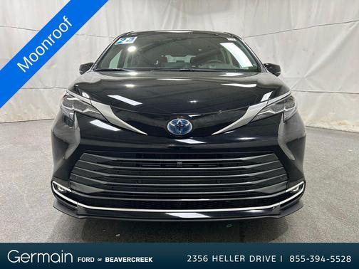 2024 Toyota Sienna Platinum 7 Passenger