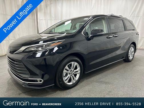 2024 Toyota Sienna Platinum 7 Passenger