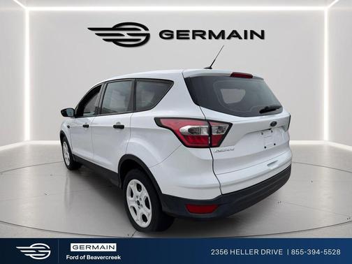 Oxford White 2017 Ford Escape S