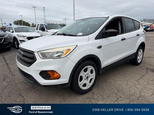 Oxford White 2017 Ford Escape S