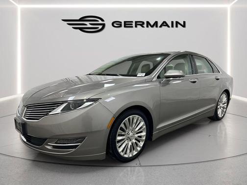 Luxe Metallic 2015 Lincoln MKZ Base