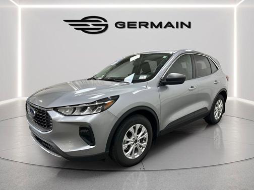 Iconic Silver Metallic 2024 Ford Escape Active