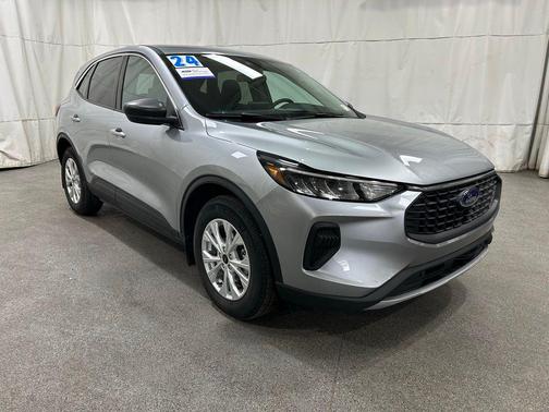 Iconic Silver Metallic 2024 Ford Escape Active