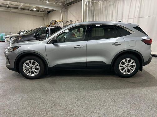 Iconic Silver Metallic 2024 Ford Escape Active