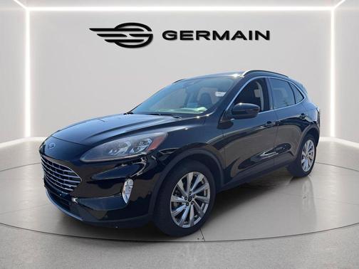 Agate Black Metallic 2022 Ford Escape Titanium