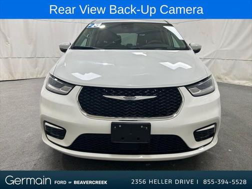 2023 Chrysler Pacifica Hybrid Touring L