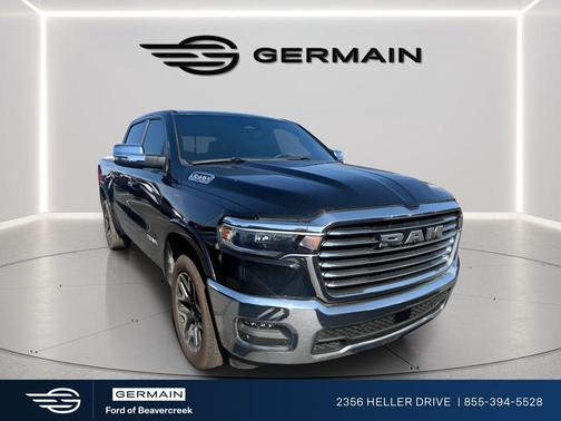 Diamond Black Crystal Pearlcoat 2025 RAM 1500 Laramie