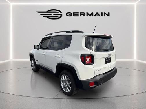 Alpine White Clearcoat 2023 Jeep Renegade Latitude