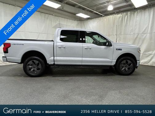 2025 Ford F-150 Lightning Flash