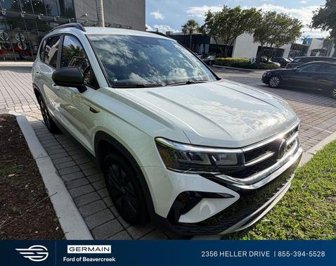Pure White 2022 Volkswagen Taos 1.5T S