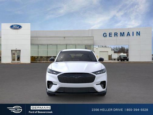 Star White Metallic Tri-Coat 2026 Ford Mustang Mach-E GT