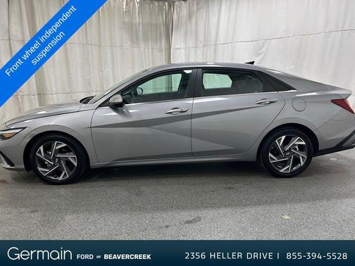 2025 Hyundai ELANTRA SEL
