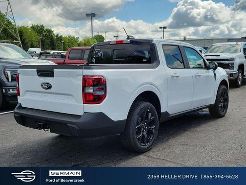 Oxford White 2026 Ford Maverick Lariat