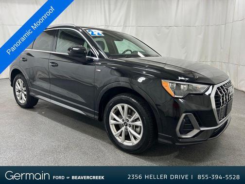 2022 Audi Q3 45 S line Premium