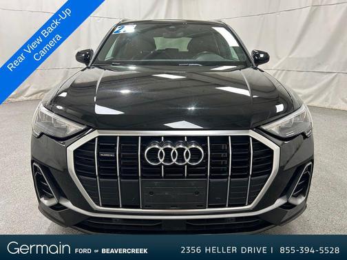 2022 Audi Q3 45 S line Premium