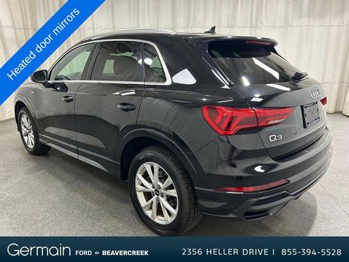2022 Audi Q3 45 S line Premium