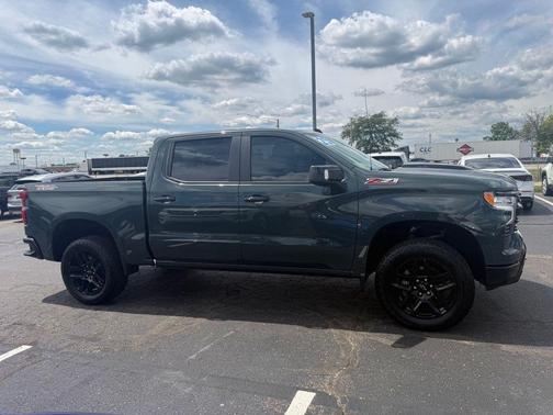 Cypress Gray 2025 Chevrolet Silverado 1500 LT Trail Boss