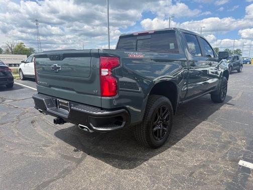 Cypress Gray 2025 Chevrolet Silverado 1500 LT Trail Boss