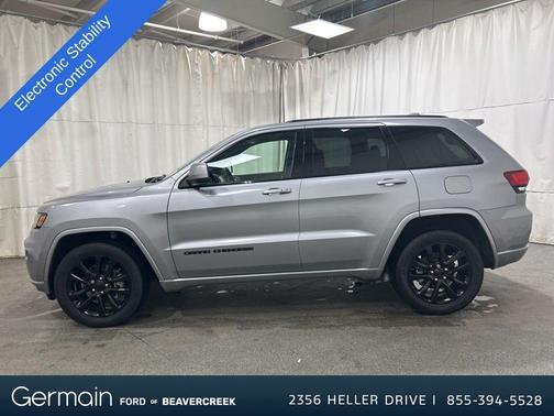 2021 Jeep Grand Cherokee Laredo