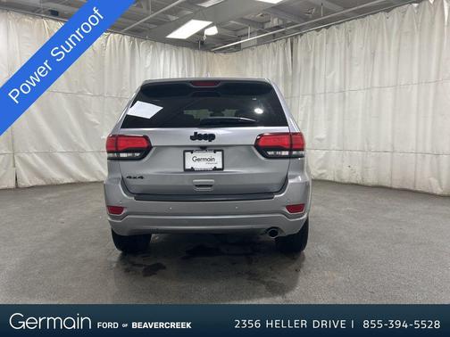 2021 Jeep Grand Cherokee Laredo