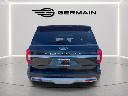 Agate Black Metallic 2024 Ford Expedition XLT