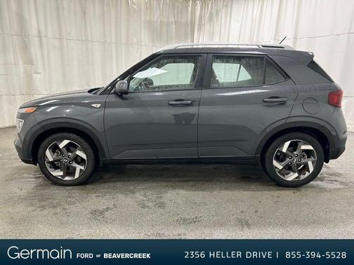 2023 Hyundai VENUE SEL