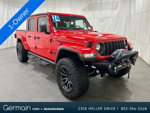 2024 Jeep Gladiator Sport S