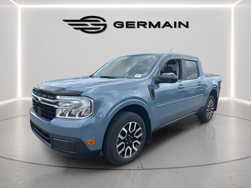 Azure Gray Metallic Tri-Coat 2024 Ford Maverick Lariat