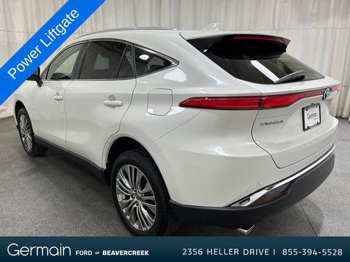 2022 Toyota Venza XLE