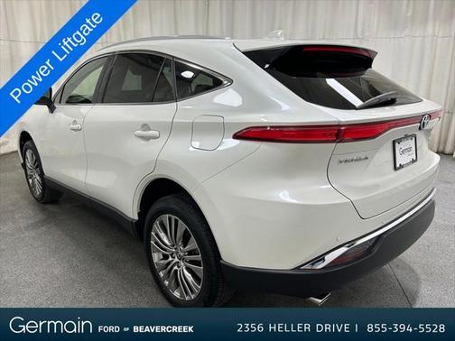 2022 Toyota Venza XLE