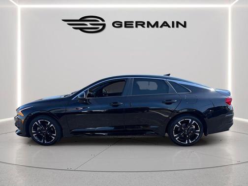 Ebony Black 2024 Kia K5 GT-Line
