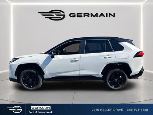 2022 Toyota RAV4 Hybrid SE