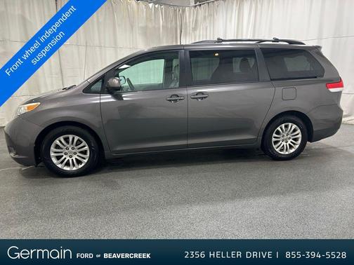 2012 Toyota Sienna XLE