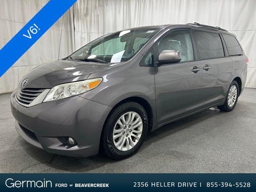 2012 Toyota Sienna XLE