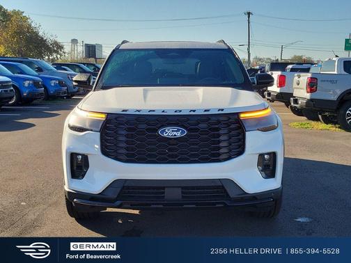 Star White Metallic Tri-Coat 2027 Ford Explorer ST-Line