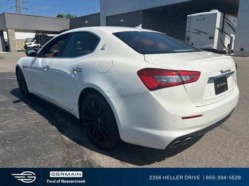 Bianco 2019 Maserati Ghibli Base