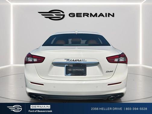 Bianco 2019 Maserati Ghibli Base