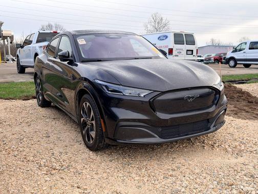 2021 Ford Mustang Mach-E Premium