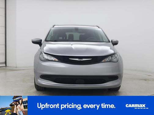 2021 Chrysler Voyager L