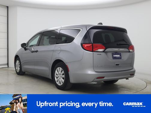 2021 Chrysler Voyager L