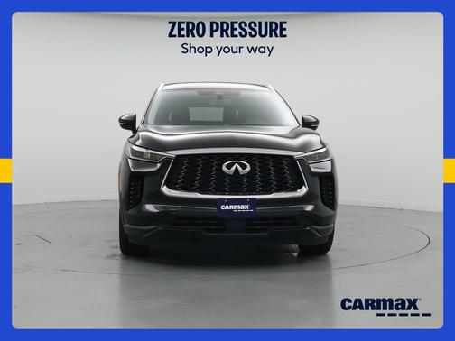 Black 2023 INFINITI QX60 Luxe