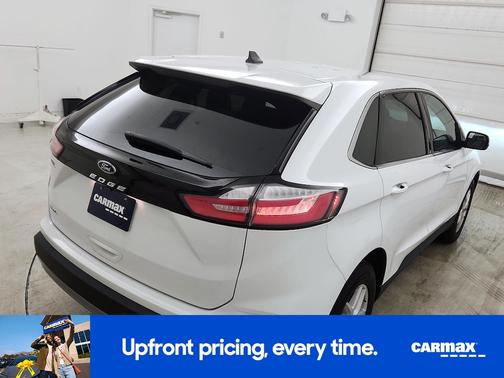 White 2021 Ford Edge SEL